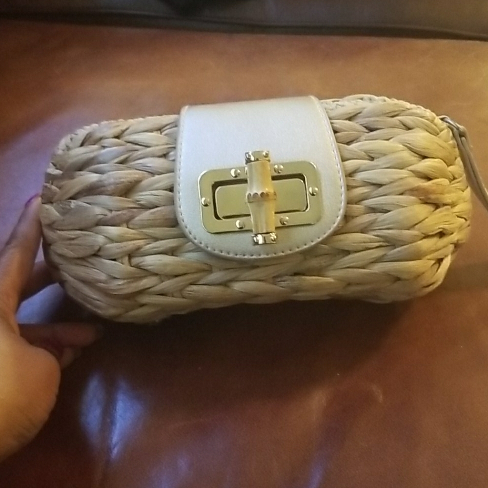 Straw bag